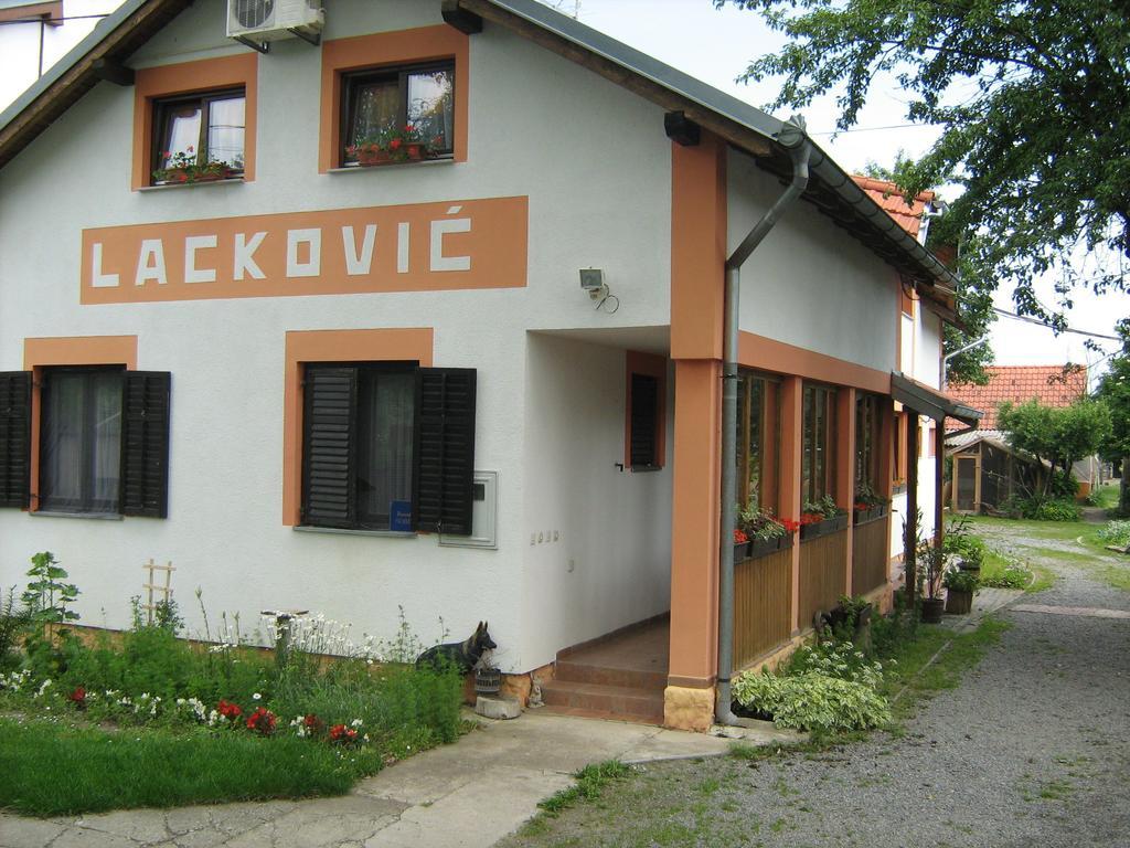 Farm Stay Lackovic Bilje Bagian luar foto