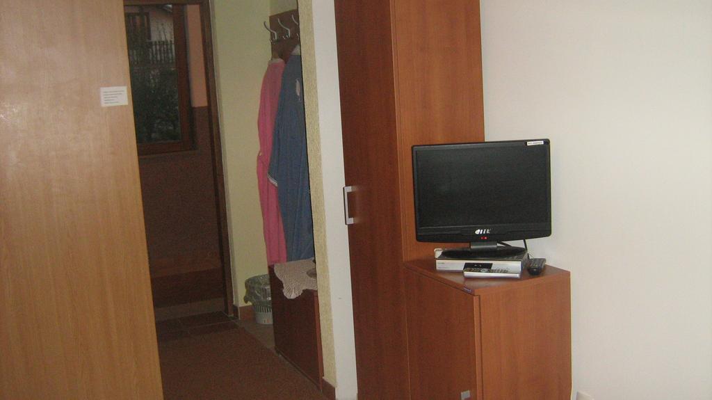 Farm Stay Lackovic Bilje Ruang foto