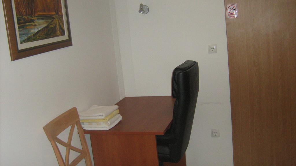 Farm Stay Lackovic Bilje Ruang foto