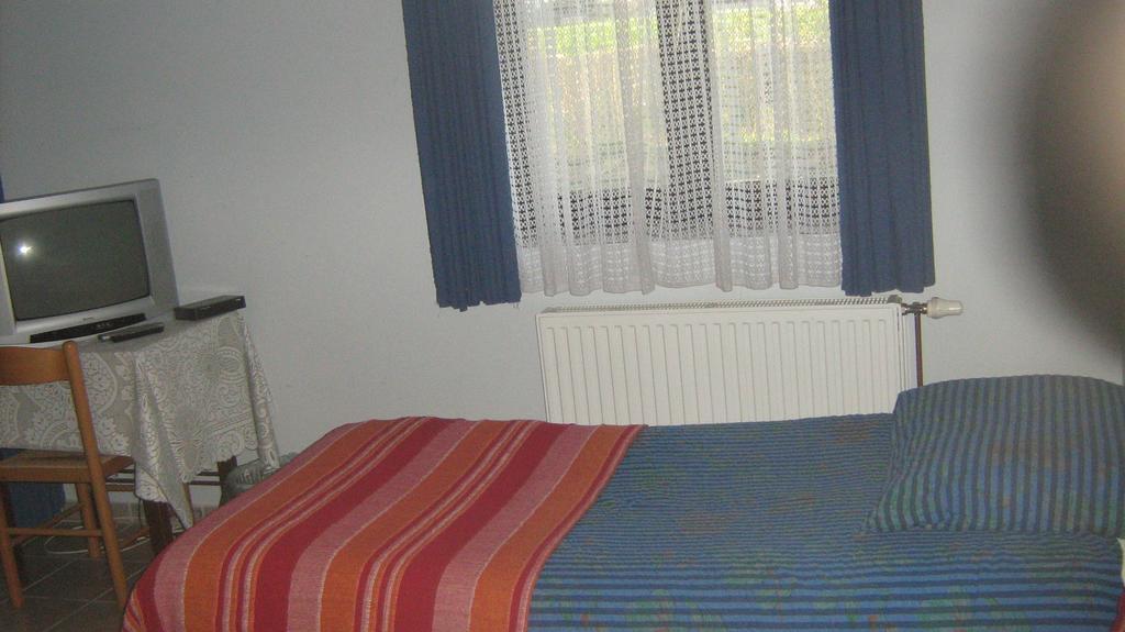 Farm Stay Lackovic Bilje Ruang foto